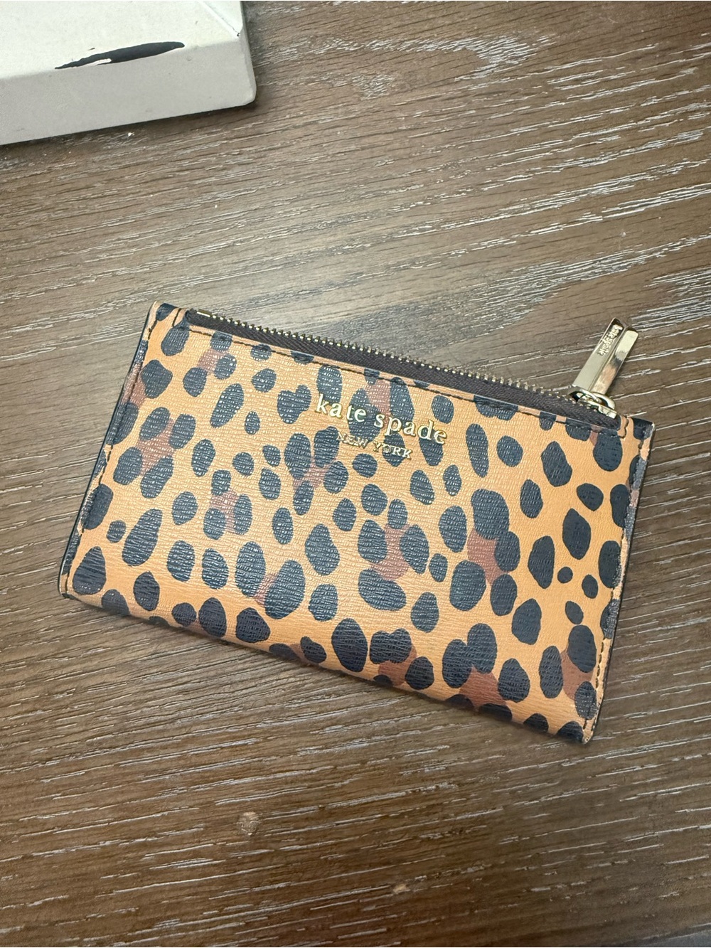 kate spade Leopard-Print Zip Card Holder in Brown and Black